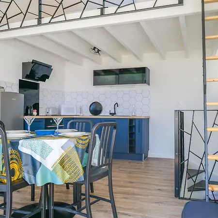 Maison Entierement Renovee Face Au Chenal Pour 4 Pers - La Chaume Holiday home *