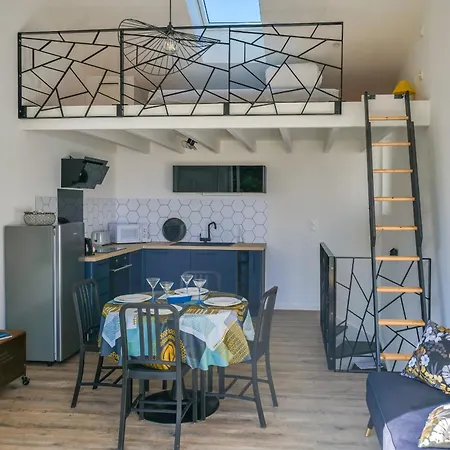 Holiday home Maison Entierement Renovee Face Au Chenal Pour 4 Pers - La Chaume Les Sables-d'Olonne